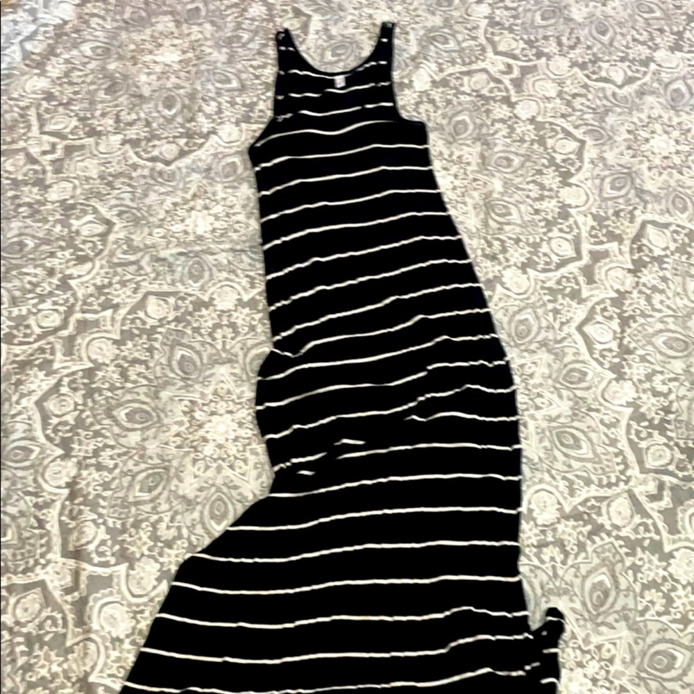 Black with whit striped long maxi dress